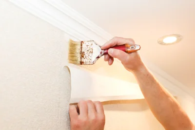 Pose de papier peint à Lahage — revêtements muraux et toiles de verre